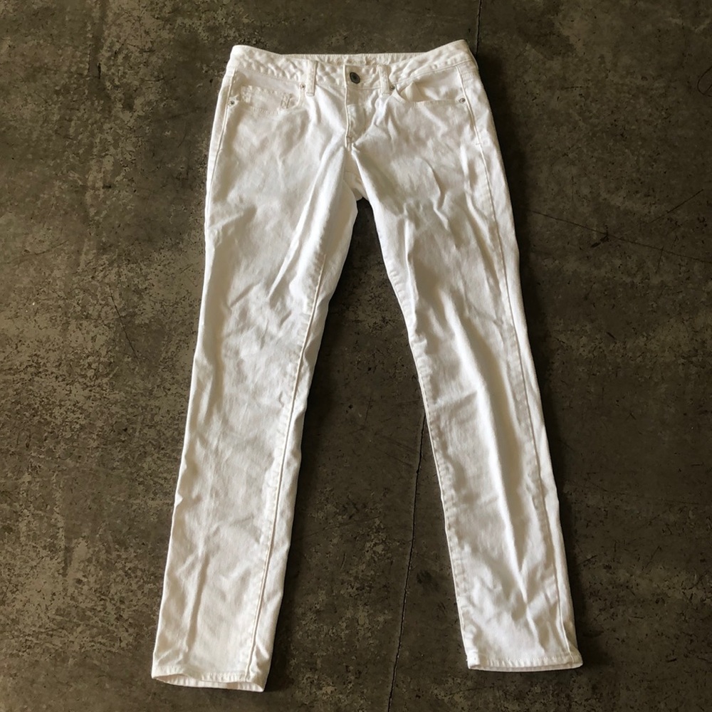 American Eagle White Jeans